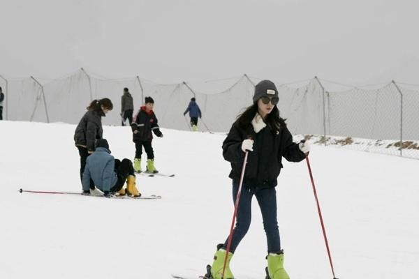 如何前往孤峰山国际滑雪场