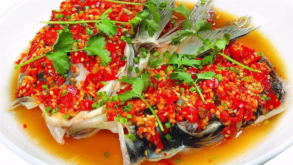 五一广场美食天堂，探秘周边美食之地