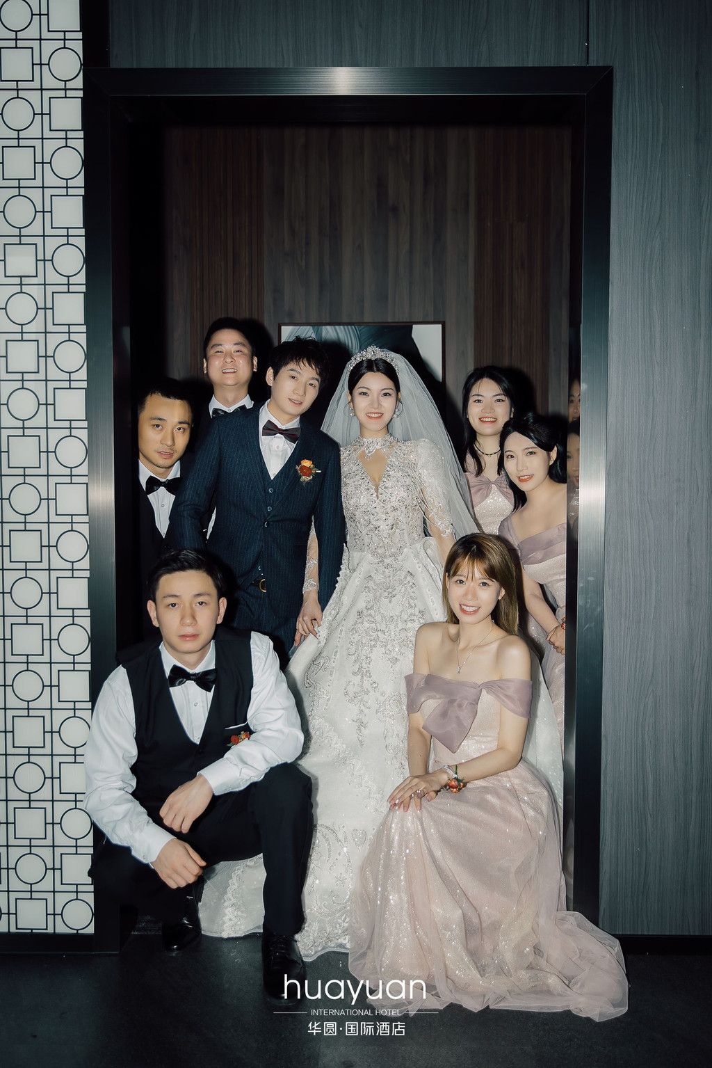 婚后婚宴拍摄中电梯摄影的应对策略