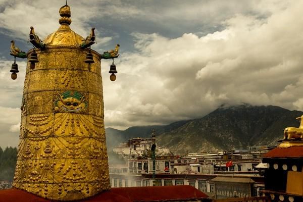 西藏旅游的风险与注意事项，为何不宜盲目跟风？