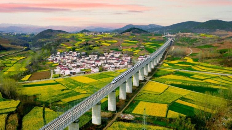 全国自驾游汉中露营驻花海启动