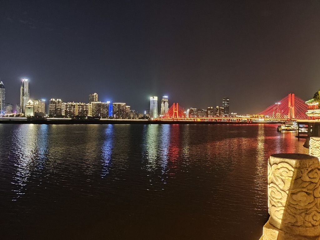南昌一日游攻略，景点介绍、交通指南与美食推荐