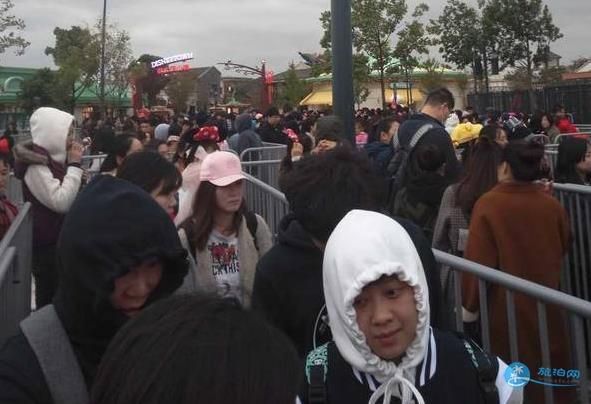 上海迪士尼全家人游指南深度揭秘，游玩规则、美食推荐和周边景点介绍