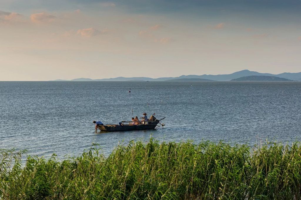 太湖美景游弋腹地，粼粼碧波上的溇港探寻之旅