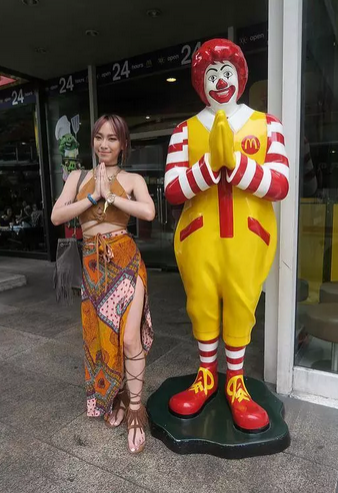 泰国旅行必备，初到泰国怎么穿衣指南(关于颜色和款式)