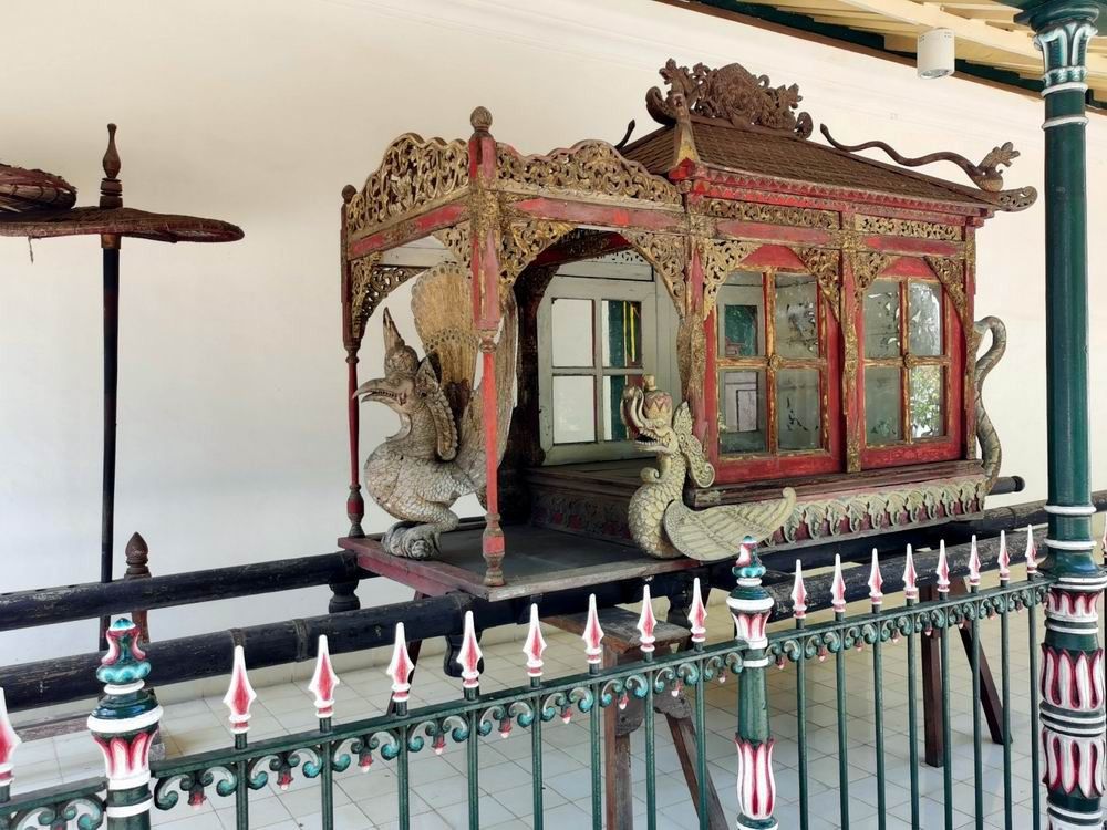 日惹皇宫与马车博物馆，探寻印尼历史文化的深度之旅