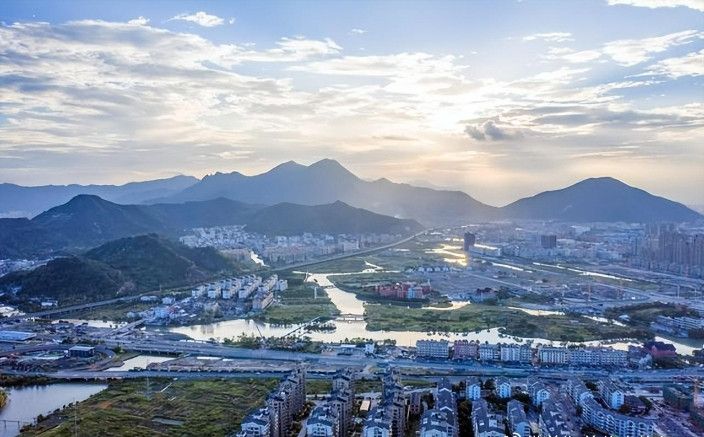 桐庐,唐朝状元的读书之地 - 一个充满书香的地方