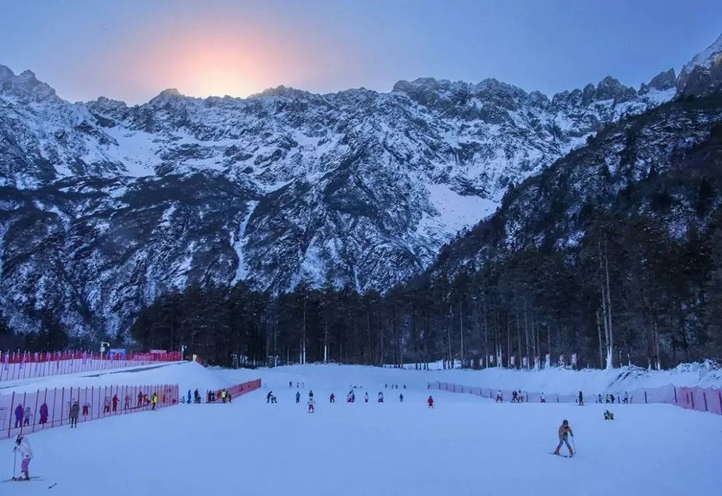 汶川羌人谷滑雪场福利来啦,一起来‘趣’滑雪吧