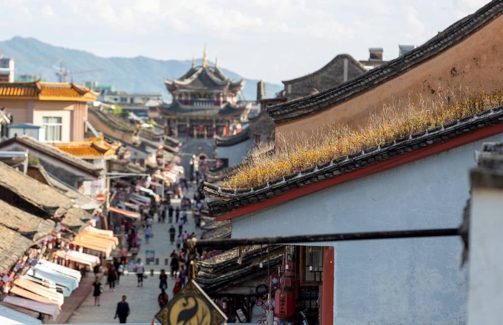凉山，唯一的国家级文化城市，感受独特的藏族风情