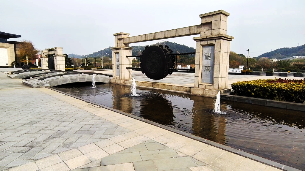 蔡甸区五贤路，历史与现代的交融之地