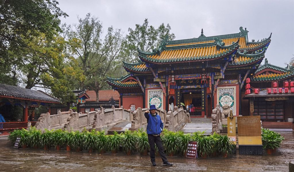 如何选择最适合孩子的重庆亲子游路线?
